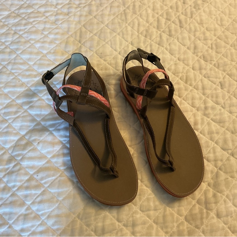 Chaco Women's Loveland Sandals size 7